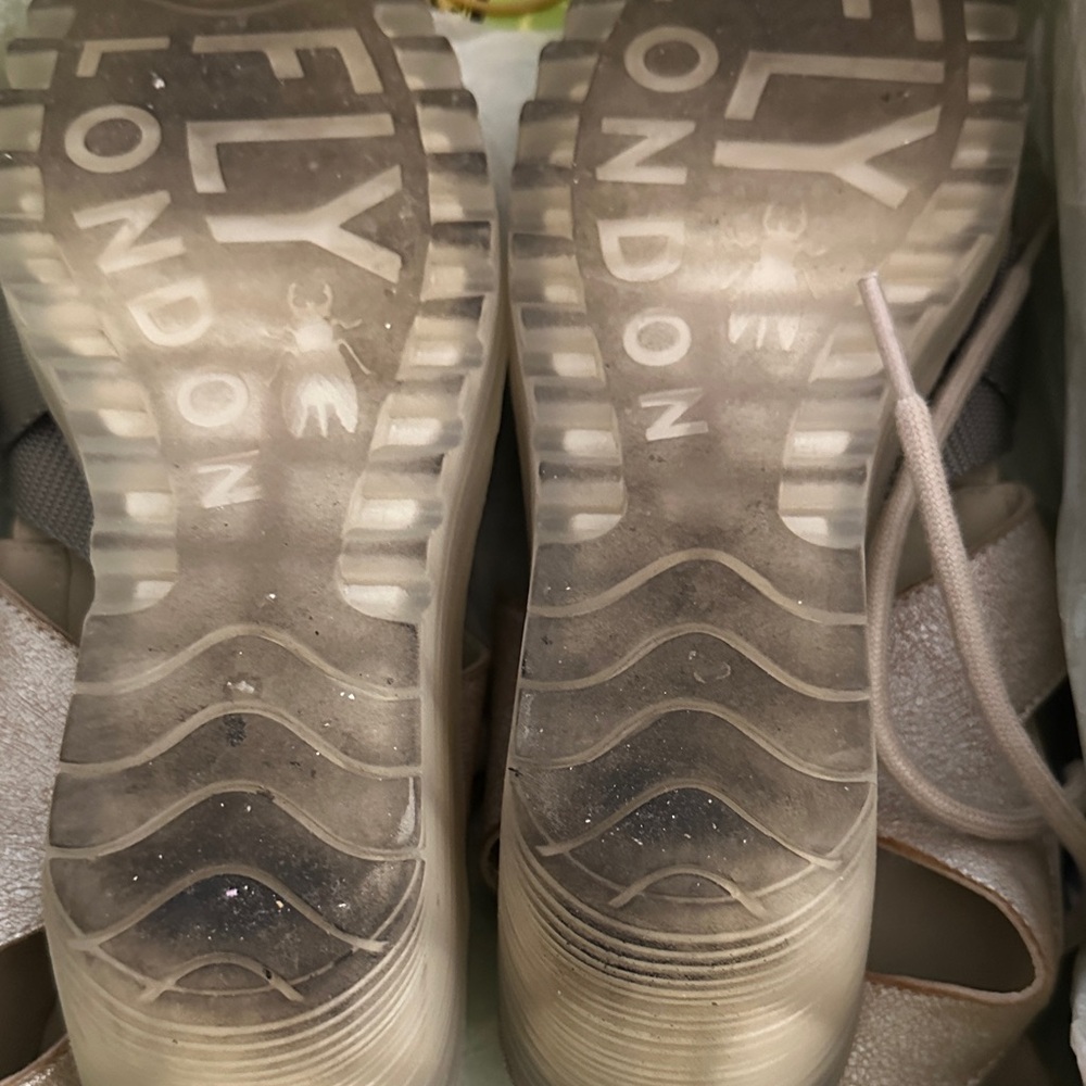 Fly London Cool Pearl Footwear - Picture 5 of 7
